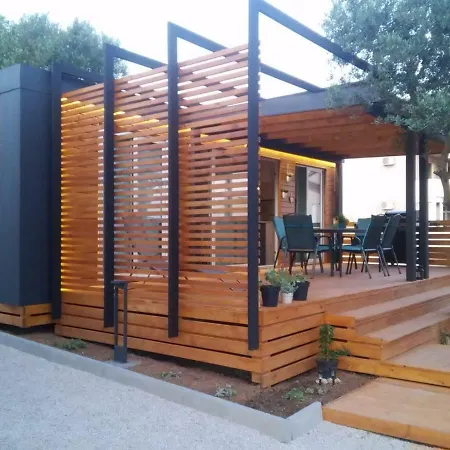 Villa Tom Mobile