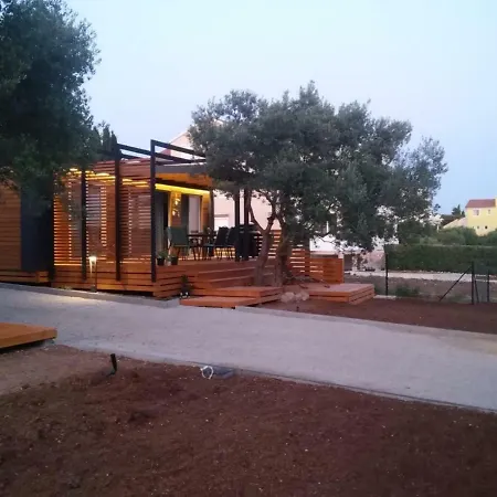 Tom Mobile Biograd na Moru