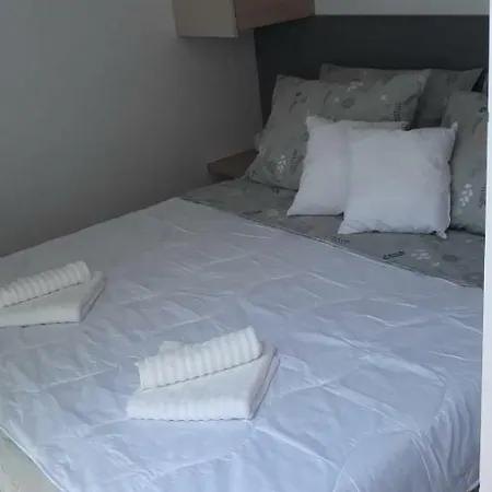 Villa Tom Mobile Biograd na Moru