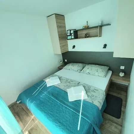 Villa Tom Mobile Biograd na Moru